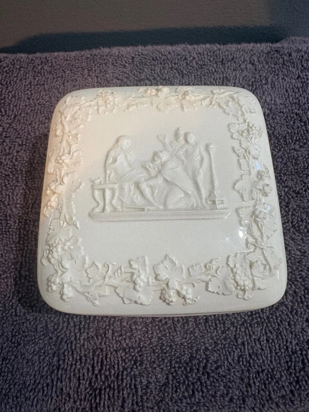 Wedgewood embossed Queensware trinket box, white creme on creme porcelain